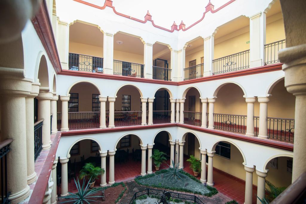 Monteros Hotel